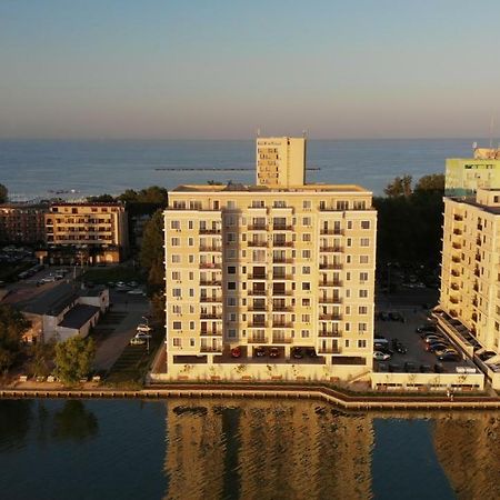 Evy Deluxe Apartment Mamaia Dış mekan fotoğraf