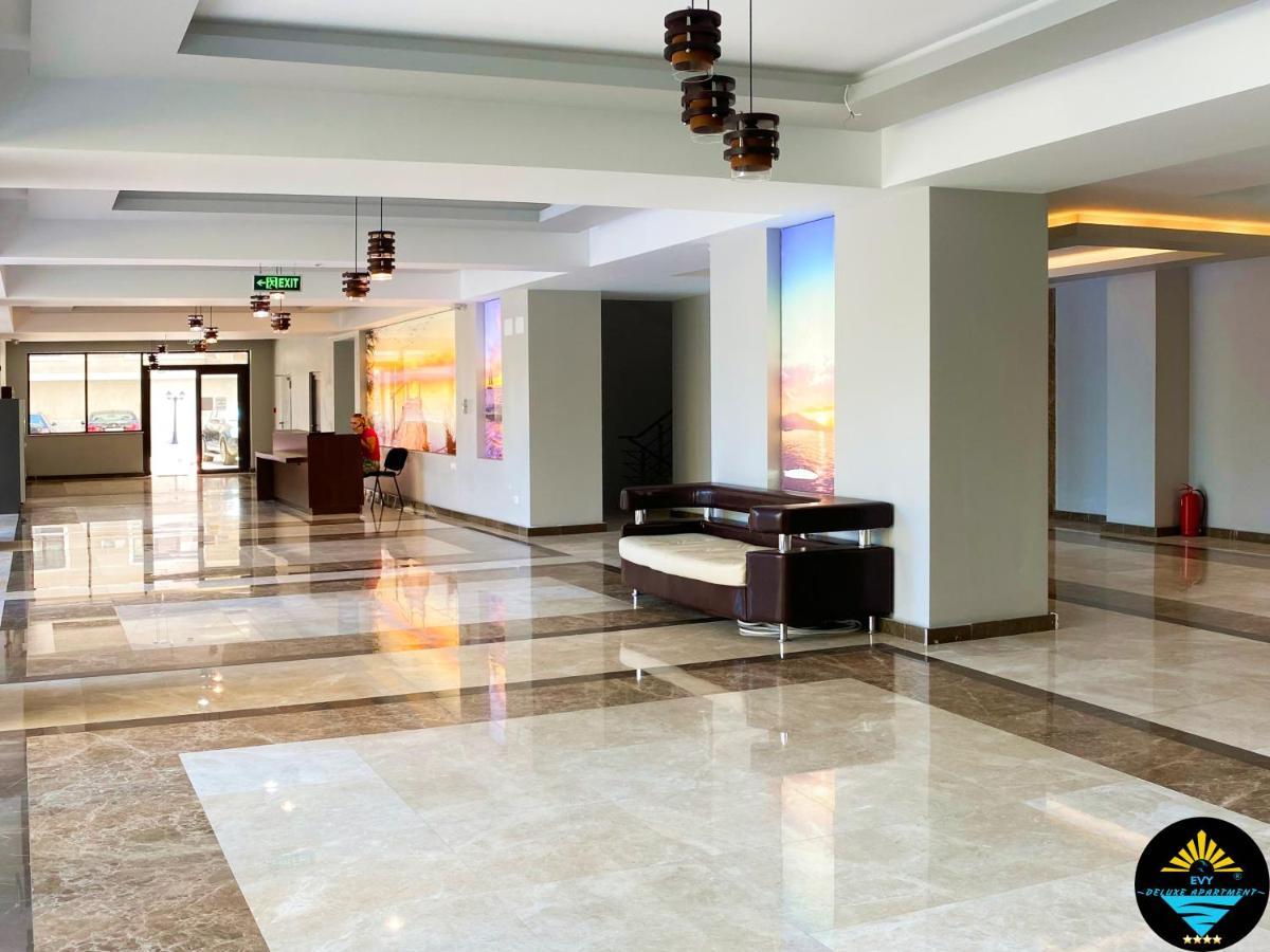 Evy Deluxe Apartment Mamaia Dış mekan fotoğraf