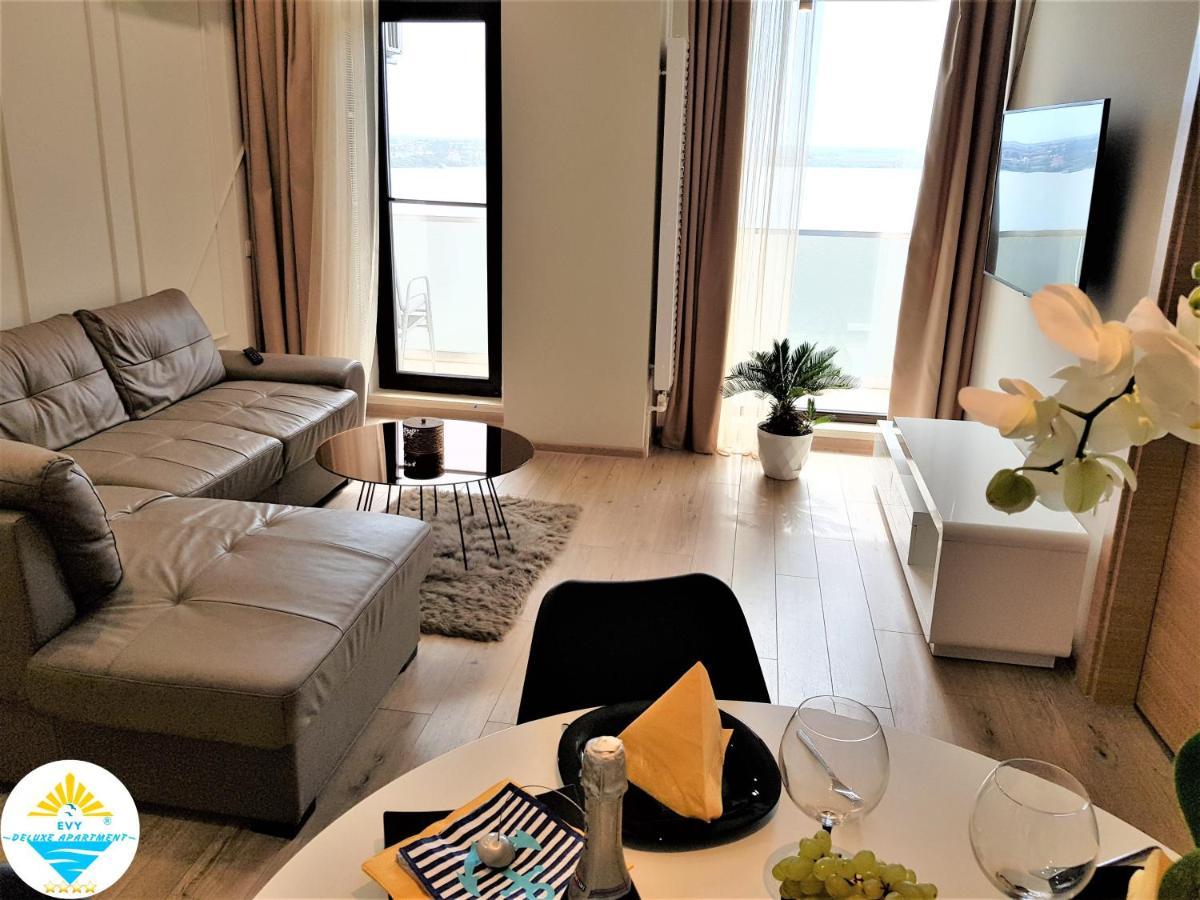 Evy Deluxe Apartment Mamaia Dış mekan fotoğraf