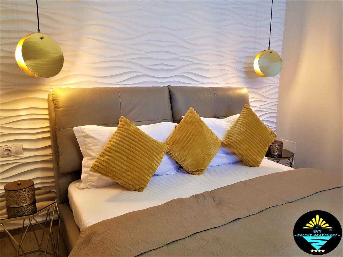 Evy Deluxe Apartment Mamaia Dış mekan fotoğraf