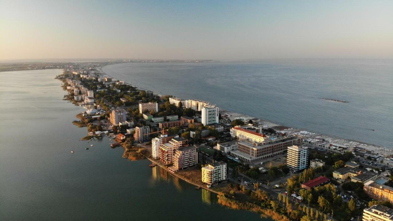 Evy Deluxe Apartment Mamaia Dış mekan fotoğraf